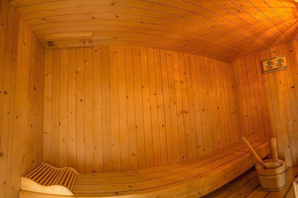 ベッルーノ Bed & Wellness Fisterre Bed & Breakfast エクステリア 写真